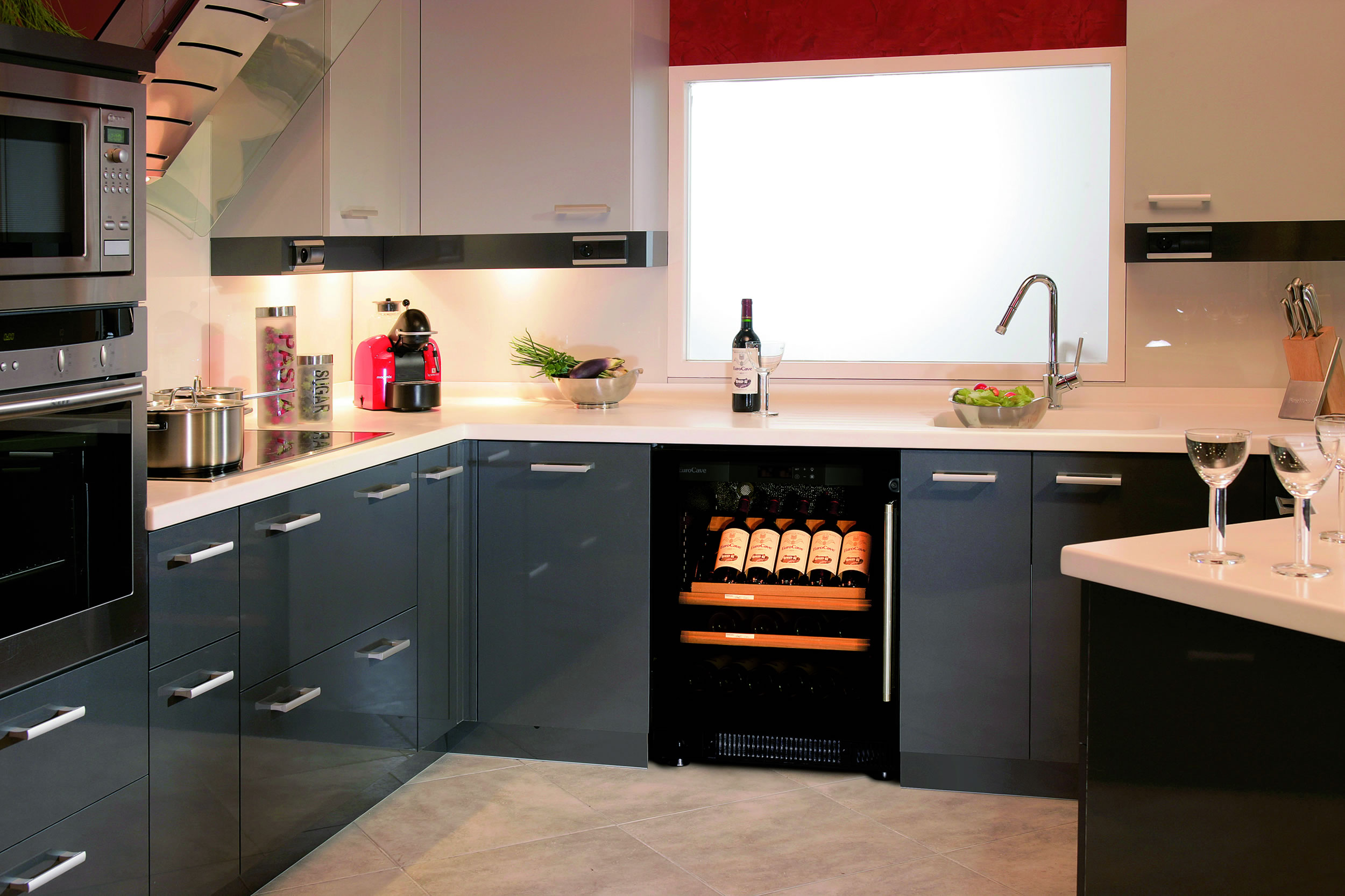 EUROCAVE 【 ユーロカーブ